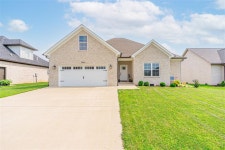 7064 Shelton Ln, Alvaton, KY 42122 | MLS# RA20233336 | Trulia