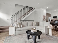 5662 Hazeltine Ave, Van Nuys, CA 91401 | MLS# V1-30518 | Trulia