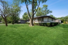 2943 Knollwood Ln, Glenview, IL 60025 | MLS# 11205128 | Trulia