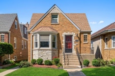 2734 N Mango Ave, Chicago, IL 60639 | MLS# 11207327 | Trulia