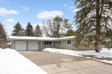 4916 Aspasia Ln, Edina, MN 55435 | MLS# 6313819 | Trulia