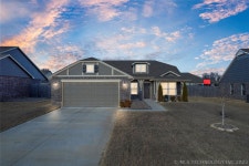3583 E 143rd Ct S, Bixby, OK 74008 | MLS# 2302419 | Trulia 3583 E  143rd Ct S, Bixby, OK 74008 | MLS# 2302419 | Trulia