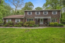 65 Avery Road, Woodbury, NY 11797 | MLS# 883017 | Trulia