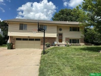 420 Chestnut St, Springfield, NE 68059 | MLS# 22519635 | Trulia