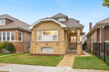 4940 W George St, Chicago, IL 60641 - See Est. Value, Schools & More 4940 W  George St, Chicago, IL 60641 - See Est. Value... 