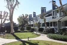 22040 Gault St #28, Canoga Park, CA 91303 - See Est. Value, Schools & More