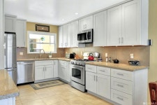 1534 Revere Ave, San Francisco, CA 94124 | MLS# 422665638 | Trulia