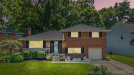 6930 Moorfield Dr, Cincinnati, OH 45230 - See Est. Value, Schools & More