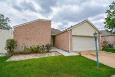 6323 Gladewell Dr, Houston, TX 77072 | MLS# 15986199 | Trulia