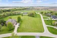 41W151 Fox Den Ct, Elgin, IL 60124 - See Est. Value, Schools & More