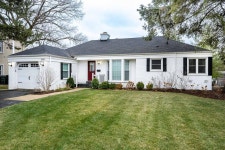 2637 Glenview Rd, Glenview, IL 60025 | MLS# a33acadc1a74d2446ac0a176a9397499b21f1a4d0a54d5fe1e20f64c5498760a | Trulia