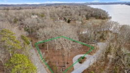 5662 Willowpoint Ln, Harrison, TN 37341 - See Est. Value, Schools & More