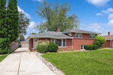 6836 W Linden Dr, Palos Heights, IL 60463 - See Est. Value, Schools & More 6836 W  Linden Dr, Palos Heights, IL 60463 - See Est.... 