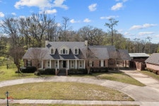 5743 Lake Side Dr, Bossier City, LA 71111 | MLS# 20440722 | Trulia