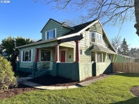 6804 SE Carlton St, Portland, OR 97206 | MLS# 272135583 - Trulia | Trulia
