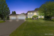 6574 Gran Via Dr NE, Rockford, MI 49341 | MLS# 25026125 | Trulia