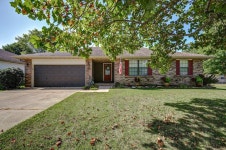 6984 W Cottonwood Rd, Springfield, MO 65802 | MLS# 60199202 | Trulia