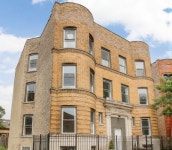 4512 S Calumet Ave #3, Chicago, IL 60653 | Trulia