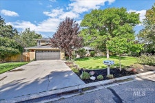 5589 S Silver Spur St, Boise, ID 83709 | MLS# 98819490 | Trulia