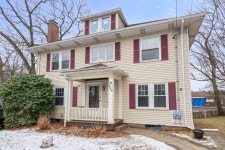 386 Wolcott St #1, Newton, MA 02466 | Trulia