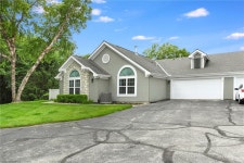 7226 Meadow View St, Shawnee, KS 66227 | MLS# 2555490 | Trulia