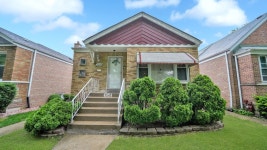 7247 S Avers Ave, Chicago, IL 60629 | MLS# 11474759 | Trulia