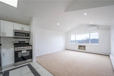218 Howe Ave #2, Bronx, NY 10473 - See Est. Value, Schools & More