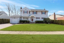 14 Bruce Lane, Westbury, NY 11590 | Trulia
