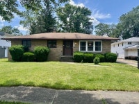 6984 Greenbriar Dr, Parma Heights, OH 44130 | MLS# 5130651 | Trulia