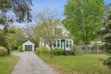 40 Pleasant Street, Topsham, ME 04086 | MLS# 1624048 | Trulia