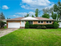 7556 Briarcliff Pkwy, Middleburg Heights, OH 44130 | MLS# 4477724 | Trulia