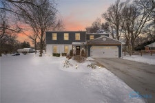 7456 Club Rd, Sylvania, OH 43560 - See Est. Value, Schools & More