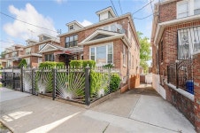 2728 Tenbroeck Ave, Bronx, NY 10469 | Trulia