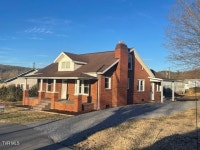 124 Sycamore St, Erwin, TN 37650 - See Est. Value, Schools & More