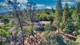 5295 Stoney Falls Dr, Auburn, CA 95602 | MLS# 221090311 | Trulia