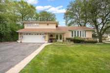 5677 N Manor Ln, Chicago, IL 60631 - See Est. Value, Schools & More 5677 N  Manor Ln, Chicago, IL 60631 - See Est. Value, Schools... 