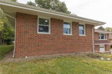 9603 W Pleasant Valley Rd, Cleveland, OH 44130 | MLS# 4313904 | Trulia