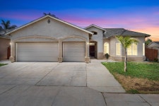5876 W Acacia Ave, Fresno, CA 93722 | MLS# 633990 | Trulia 5876 W  Acacia Ave, Fresno, CA 93722 | MLS# 633990 | Trulia