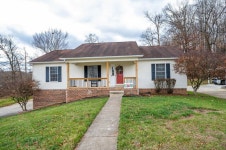 4418 Cooks Arbor Ct, Kingsport, TN 37664 | MLS# 9946595 | Trulia