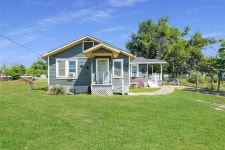 7013 Kittridge St, Houston, TX 77028 | MLS# 66482037 | Trulia