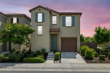 4715 Ocean Ln, Elk Grove, CA 95757 | MLS# 225046845 | Trulia