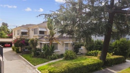 4418 Cahuenga Blvd, North Hollywood, CA 91602 | MLS# GD23038904 | Trulia