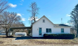 200 State St, Concord, IL 62631 | MLS# CA1033951 | Trulia