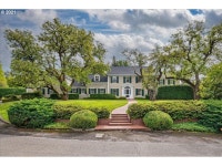 4324 SW Greenleaf Dr, Portland, OR 97221 | MLS# 21516942 | Trulia