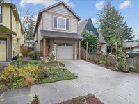 7428 SE Woodstock Blvd, Portland, OR 97206 | MLS# 23432544 | Trulia