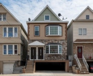 164 Avenue B #2, Bayonne, NJ 07002 | MLS# 250007008 | Trulia