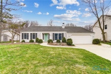 7234 Grenlock Dr, Sylvania, OH 43560 | MLS# 6102997 | Trulia
