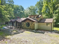 3126 Bear Swamp Rd, East Stroudsburg, PA 18302 - See Est. Value, Schools & More