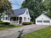 6869 Akron Rd, Lockport, NY 14094 | Trulia
