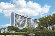 7441 Wayne Ave #2B, Miami Beach, FL 33141 | MLS# A11842706 | Trulia
